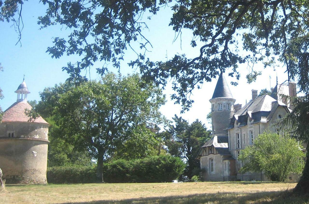 Chateau Breduriere Moutiers-sur-le-Lay 외부 사진